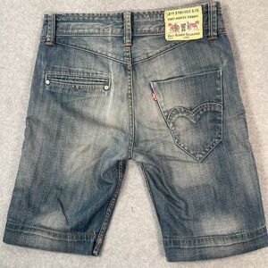 Vintage Levi's Engineered Denim Shorts Jorts Jeans size 29 actual 30x10 low rise